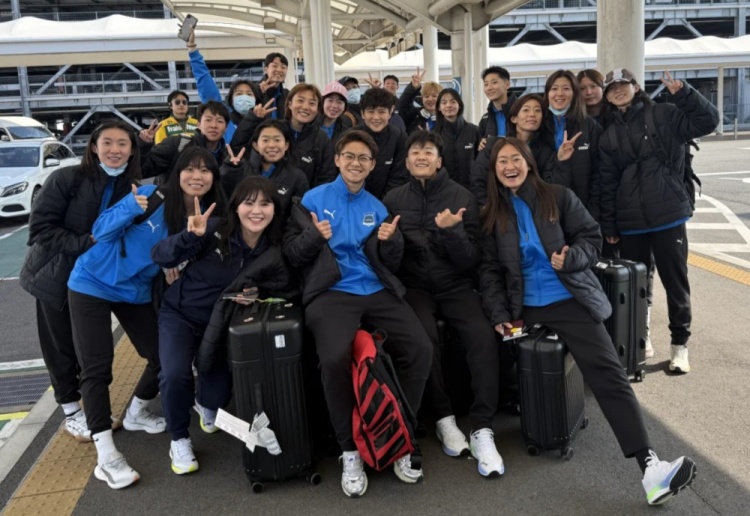 武漢女足前往日本參加女足亞冠！王霜曬照：日本，我們來(lái)了